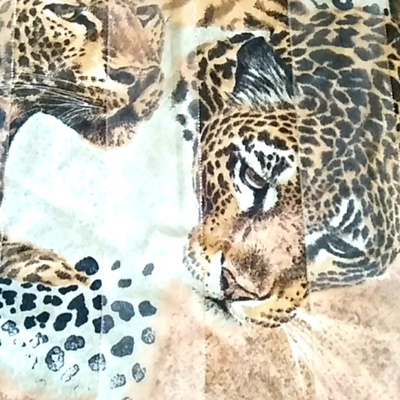 VTG Large Life Like Tigers and Cheetahs Gorgeous - Picture 2 of 3